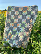 Load image into Gallery viewer, Clover Fields Quilt PDF Pattern